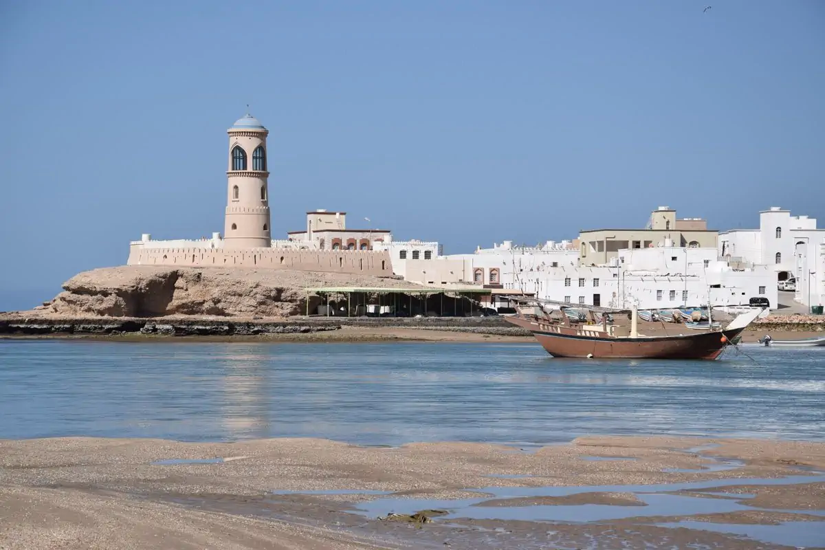 Book Land of Wonders tour in Oman